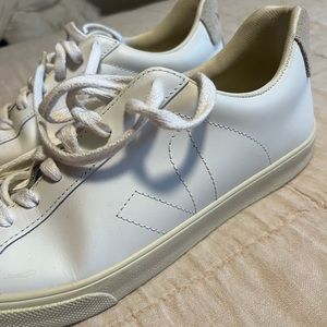 Veja sneakers white